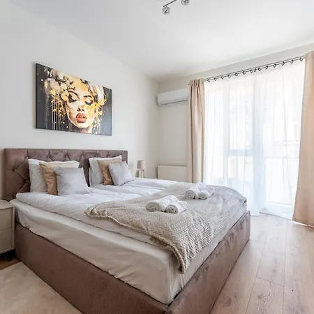 Acacia Center Apartmán